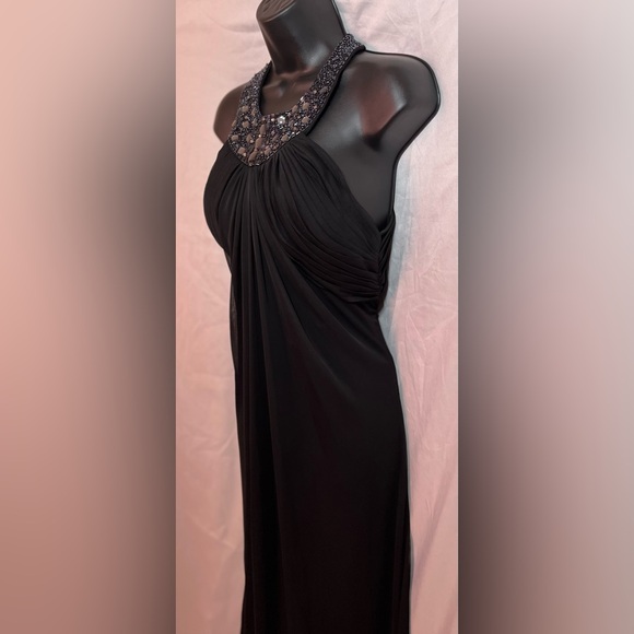 Xscape gown - Picture 5 of 12